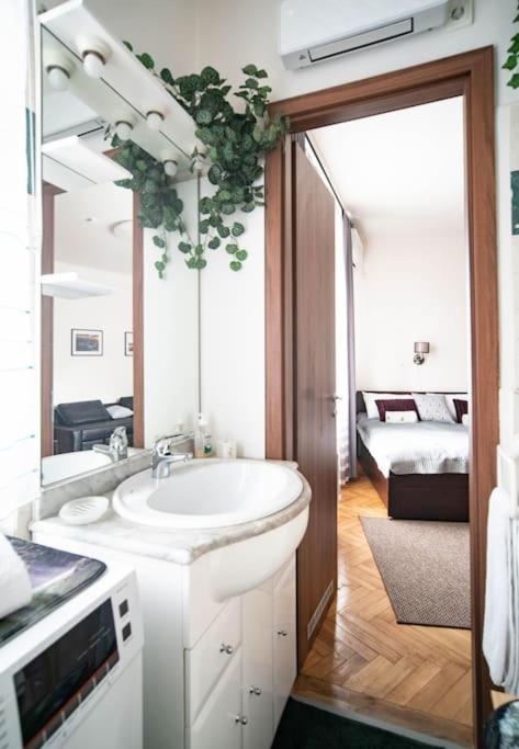 Bumblebee Apartment With Ac Budapešť Exteriér fotografie